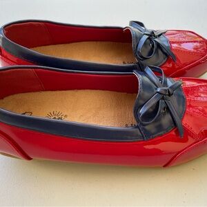 Beacon 8 1/2 Red & Blue Rubber sole Loafer Shoe